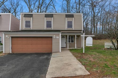 21 Inverness Ln, Middletown, CT 06457-1625