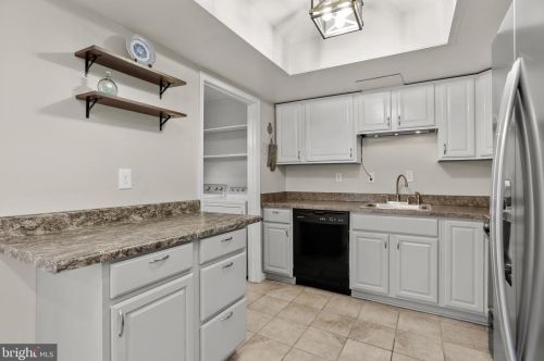 5524 Green Dory Ln, Columbia MD  21044-1915 exterior