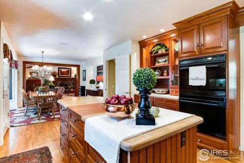 1325 Parkwood Cir, Fort Collins CO  80525-1927 exterior