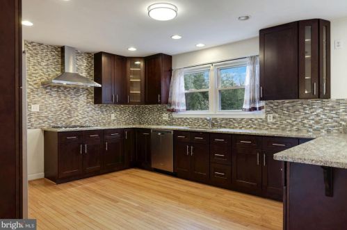 13908 Gate Dr, Silver Spring MD 20906-2208 exterior