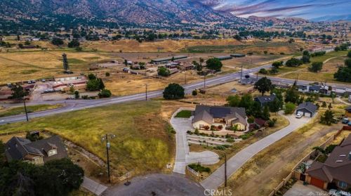 20441 Clubview Ct, Tehachapi, CA 93561-7515