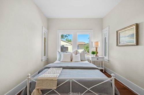 2620 Flower St, Santa Ana CA 92706-1930 exterior