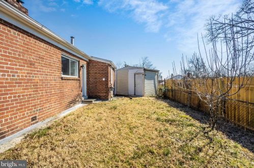 8107 Lockney Ave, Silver Spring MD 20912-7304 exterior