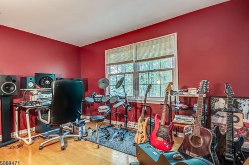 15 Cardinal Dr, Hackettstown NJ  07840-3005 exterior