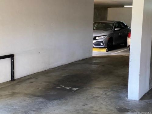 1860 Ala Moana Blvd, Honolulu HI  96815-1602 exterior