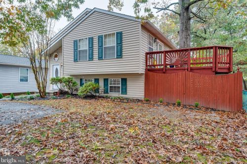 706 Duvall Hwy, Riviera Beach, MD 21122-1618