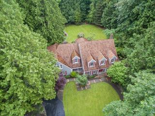 1626 198th Pl, Redmond, WA 98075-9693