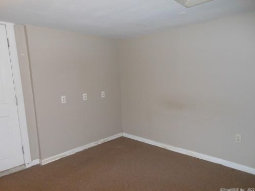 1 Bridgeport Ave, Huntington CT  06484-3211 exterior