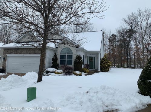 1 Congressional Rd, Jackson Twp, NJ 08527-4018