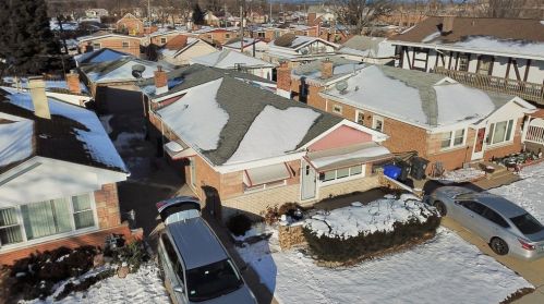 8644 Lincoln Dr, Lyons IL  60534-1601 exterior