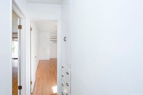 1828 Canada Blvd, Glendale CA  91208-2610 exterior