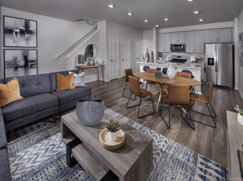 764 Rome St, Aurora CO 80019-3143 exterior