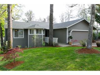 4323 Forsythia St, Springfield OR  97478-6668 exterior