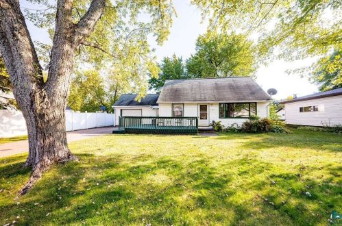 2328 Kelly Ave, Scanlon, MN 55720-2226