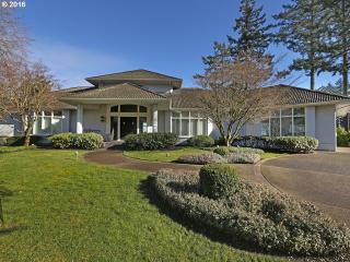 2332 16th Ave, Portland, OR 97212-4226