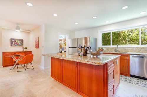 919 Kealaolu Pl, Honolulu HI  96816-5420 exterior