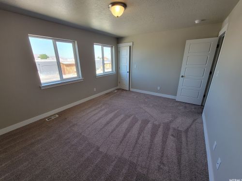 216 200, Woodland Hills UT 84653-8400 exterior