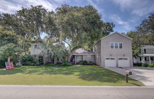 3612 Waterway Blvd, Isle Of Palms SC  29451-2552 exterior