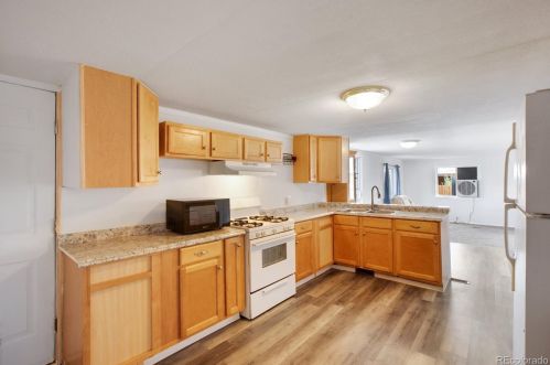 834 Raynolds Ave, Canon City CO 81212-4013 exterior