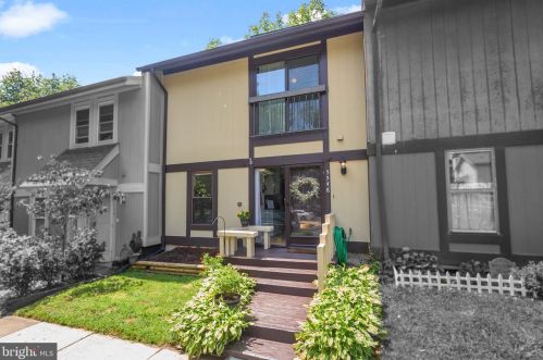 5548 Peppercorn Dr, Springfield, VA 22015-1859