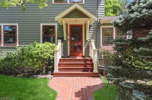 34 Bruce Rd, Montclair, NJ 07043-1720