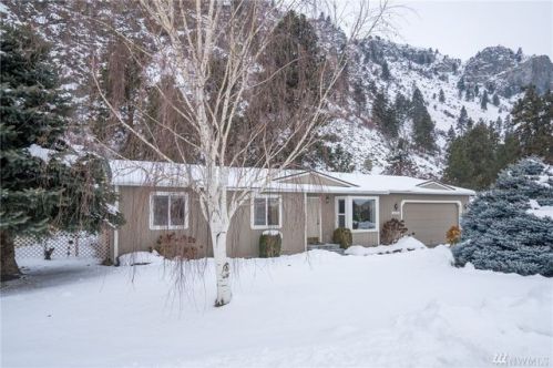 14918 Burkey St, Entiat, WA 98822-9600