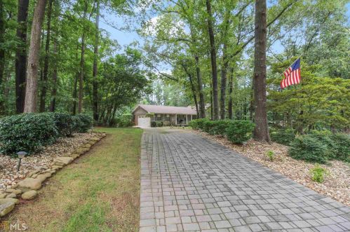 3594 Limberlost Trl, Stockbridge GA  30281-5621 exterior