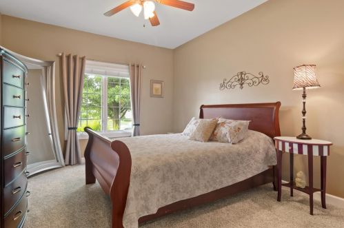 10189 Florida Ln, Crown Point IN  46307-7577 exterior