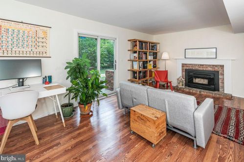 15 Robert Rd, Princeton NJ  08540-5332 exterior