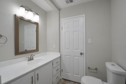 842 Vermont Ave, Los Banos CA 93635-3316 exterior