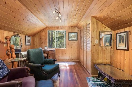 7840 Riv Rd, Truckee CA  exterior