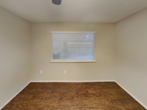 4919 Ledgestone Dr, Fort Worth TX  76132-2014 exterior