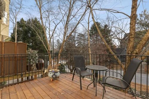 2483 Brookhaven Hts Ct, Atlanta GA  30319-5243 exterior