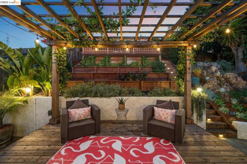 16592 Rolando, San Leandro CA 94578-1230 exterior