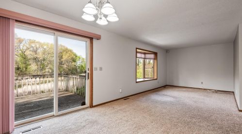 2242 Grospoint Ave, Saint Paul MN  55128-4402 exterior