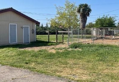 11890 Cresthill Dr, Elk Grove, CA 95624-9645