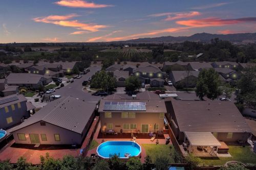 25956 Stephens St, Esparto, CA 95627-2060