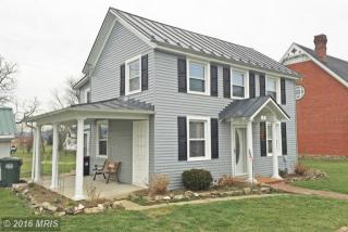 2 Light St, Lovettsville, VA 20180-8613