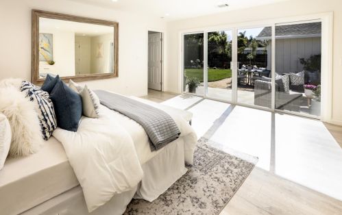 483 Los Ninos Way, Los Altos CA 94022-1727 exterior