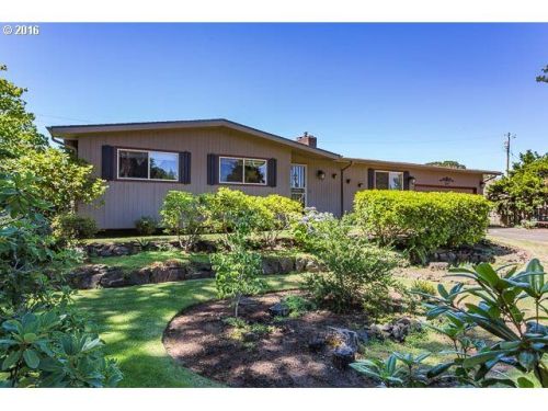3117 Shr Dr, Albany OR  97322-4526 exterior