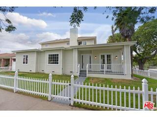 1488 Oakhurst Dr, Los Angeles CA  90035-3226 exterior