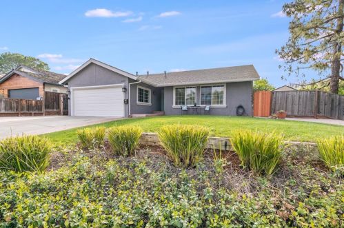 6201 Valroy Dr, San Jose, CA 95123-4952