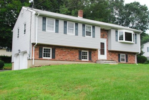 7 Hoffman Dr, Califon, NJ 07830-4332