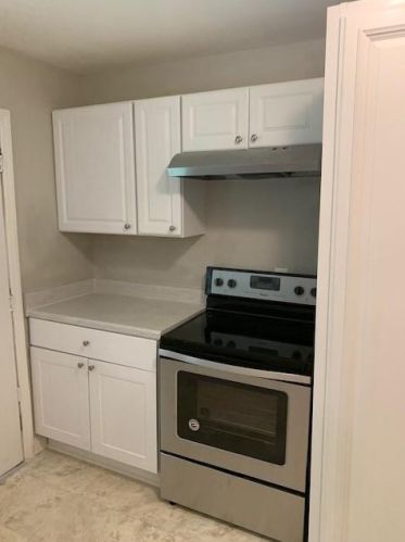 55 Baker Dr, Atlanta GA  30354-2017 exterior