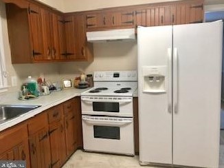 8349 Carrleigh Pkwy, Springfield VA  22152-1825 exterior