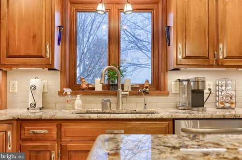 2078 Jarvis Rd, Lancaster PA  17601-6026 exterior