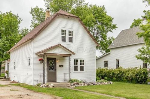 213 1st St, Ulen, MN 56585