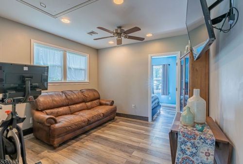 421 Willow Grove St, Hackettstown NJ  07840-1855 exterior