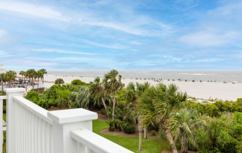15 Grand Pavilion Dr, Isle Of Palms SC  29451-2800 exterior