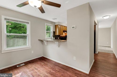 8902 Albert Stewart Ln, Silver Spring MD 20910-1949 exterior